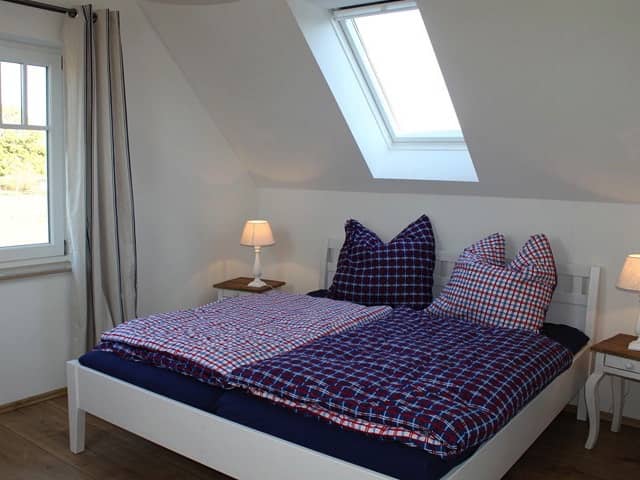 Schlafzimmer rechts