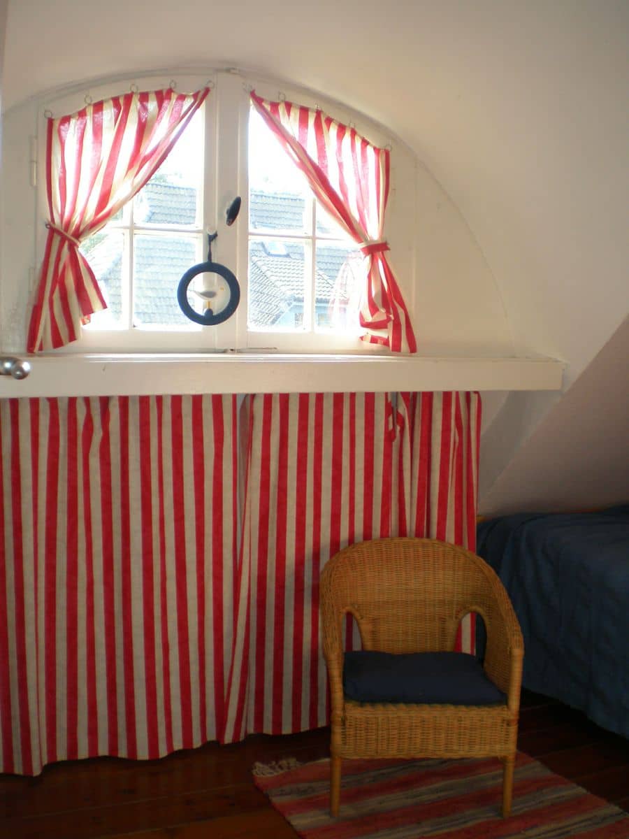 Einzelbettzimmer