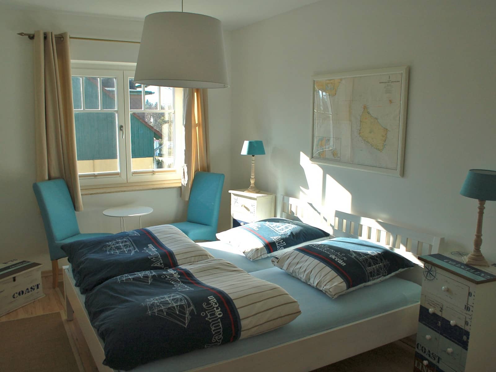 linkes Schlafzimmer